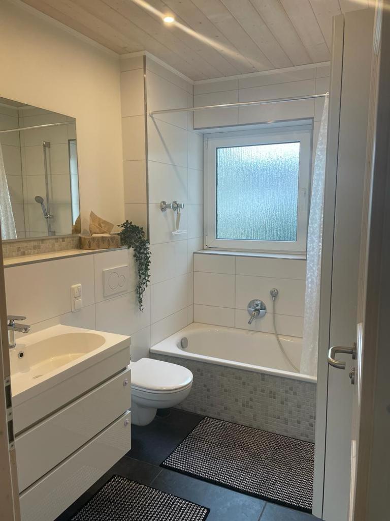 Zimmer Frei 4 Wiesbaden Ngoại thất bức ảnh